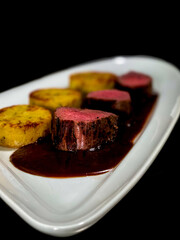Rosa Sauerbraten vom Hirsch