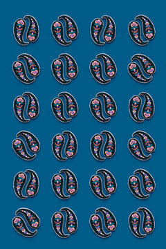 Abstract floreal pattern on blue background - different positions