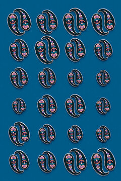Abstract floreal pattern on blue background - different sizes
