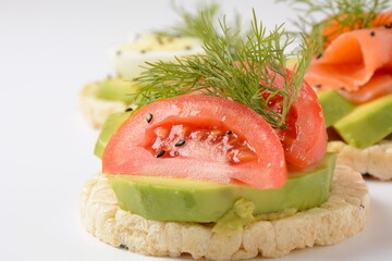 Rice bread Crispy bred, avocado,  tomatoes and fresh dill
