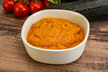 Vegetarian cuisine - Zucchini puree with herbs