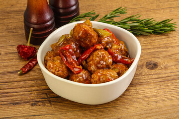 Meat ball in tomato sauce
