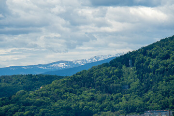 Fototapeta na wymiar Berglandschaft mit Wolken