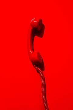 telephone off the hook