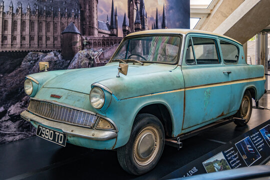 The car from the Harry Potter exhibition