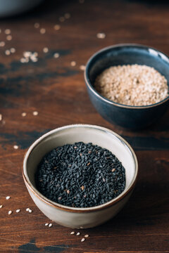 Black sesame seeds