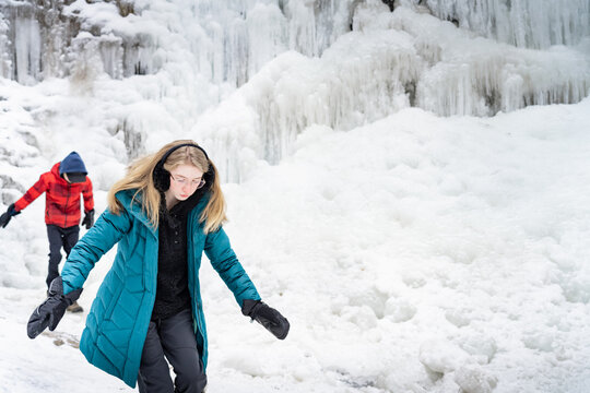 Slippery Ice Exploring Tiffany Falls Hamilton Frozen Waterfall i