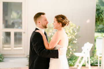 bride and groom first dance