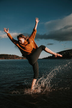 Dancing over the sea 