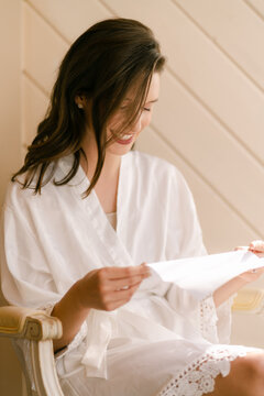 bride reading letter