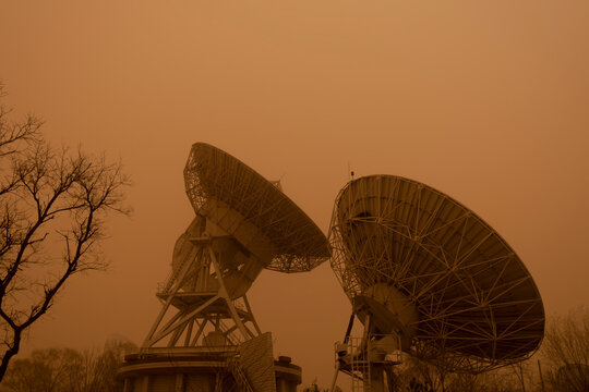 radio telescope