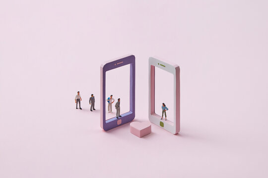 Woman looking for man in dating app