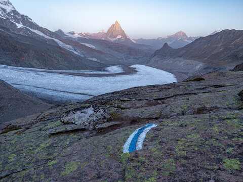 Trail marking of hiking trail near Matterhorn and Gornergletscher glacier