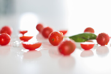 Tomates Cherry rojos, orgánicos y cultivados en Quito, Ecuador