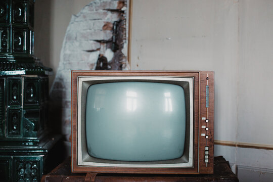 Retro television