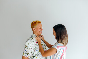 Lesbian helps partner with collar