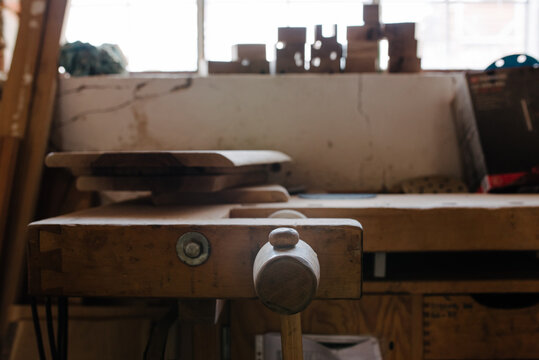 Woodworking bench