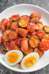 夏野菜のトマト煮込みライス