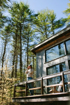Simple Cabin Living