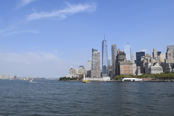 Fototapeta na wymiar NY city skyline from the river