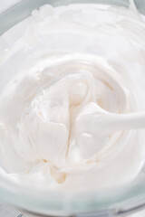 Unicorn meringue pops