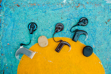 Display of cochlear implant technology