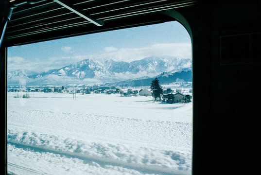 Snow in the countryside