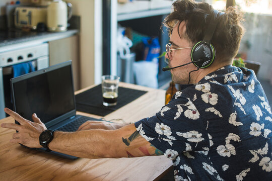 Remote work: video call 