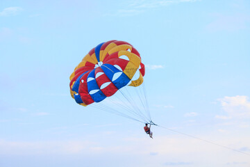 Parasailing en Montañita, Ecuador