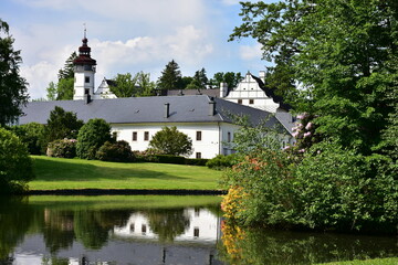 Fototapeta na wymiar castle Velke Losiny in Czech republic