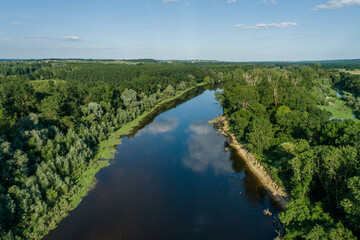 Prise de vue aérienne de la Vienne réalisé à Chinon en Indre et Loire, France	