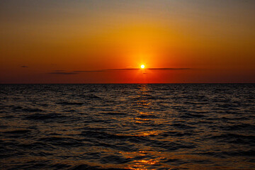 Fototapeta na wymiar sea sunset view
