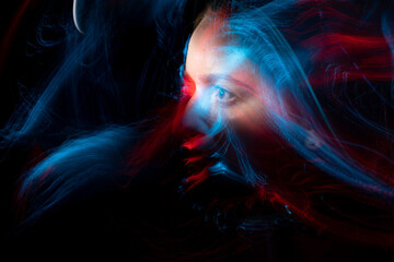 lightpainting portrait, new art direction, long exposure photo without photoshop, light drawing at long exposure	
