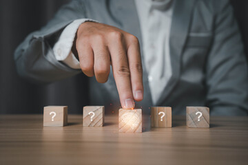 Cubes wooded are arranged and have icons brain and question mark have this hand to the brain icon. Creative selection Among the questions Researching knowledge Practice and develop thinking skills.