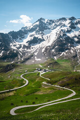 Route du Col du Galibier - Lautaret dans les Alpes, France