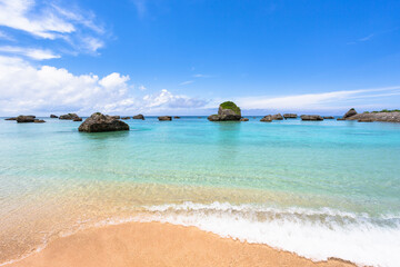 沖縄県宮古島、東平安名崎の保良漁港周辺・日本