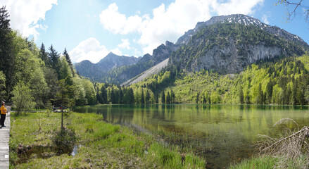 Obraz premium Wanderung zum Frillensee am Zwiesel/Hochstaufen