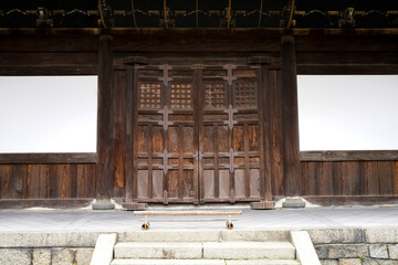 Hanamikoji Street in Kyoto.