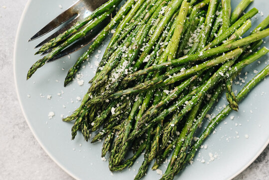 Roasted asparagus with Parmesan cheese