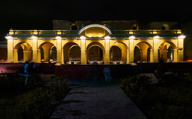 Fototapeta na wymiar lavadeiros publicos Antigua Guatemala