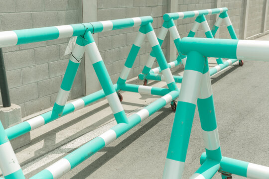 Mint color barricade