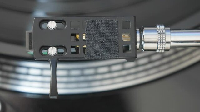 The top view of the black turntable with the look of the headshell in Estonia