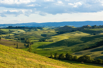 Fototapeta premium Beautiful landscape in Tuscany countryside, Italy.