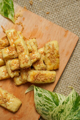 Indonesian cheese cookies on board 