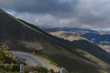 Route curve in the mountains
