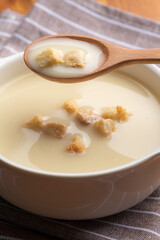 温かいコーンポタージュ