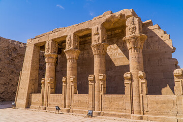 Obraz premium Columns in the Temple of Edfu (Horus Temple) in Edfu, Egypt