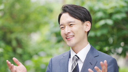 ビジネスマン・屋外