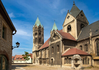 Fototapete bei efototapeten.de bestellen   