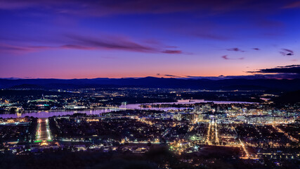 Fototapeta na wymiar Canberra city at Blue Hour